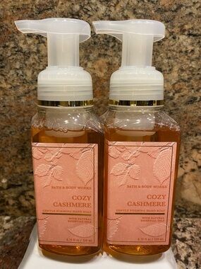 💗Two (2) “COZY CASHMERE” BBW, 8.75 fl oz, Gentle & Clean Foaming Hand Soap, NWT